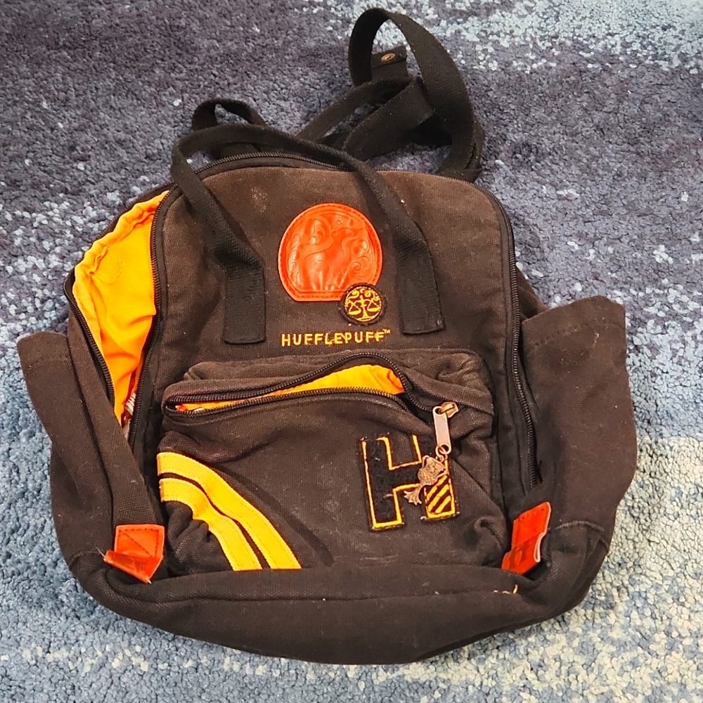 Wizarding World of Harry Potter HufflePuff small backback